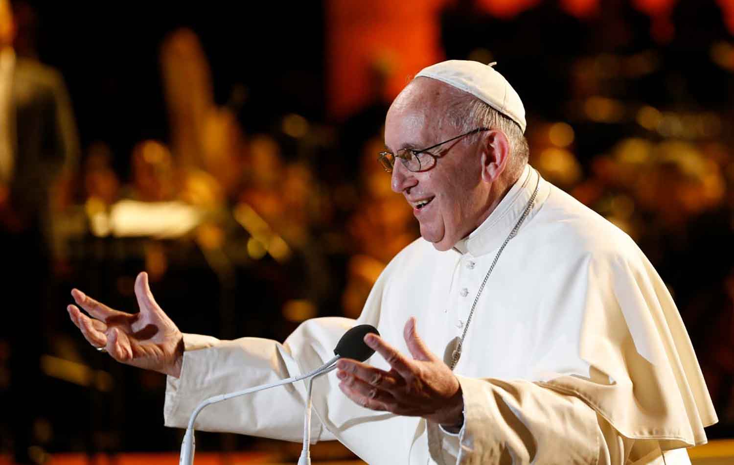 Don’t worry how it’s spent, always give homeless a handout, pope says!